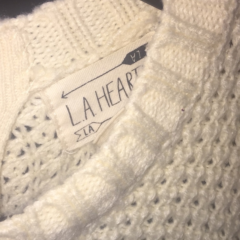 Cream pacsun sweater